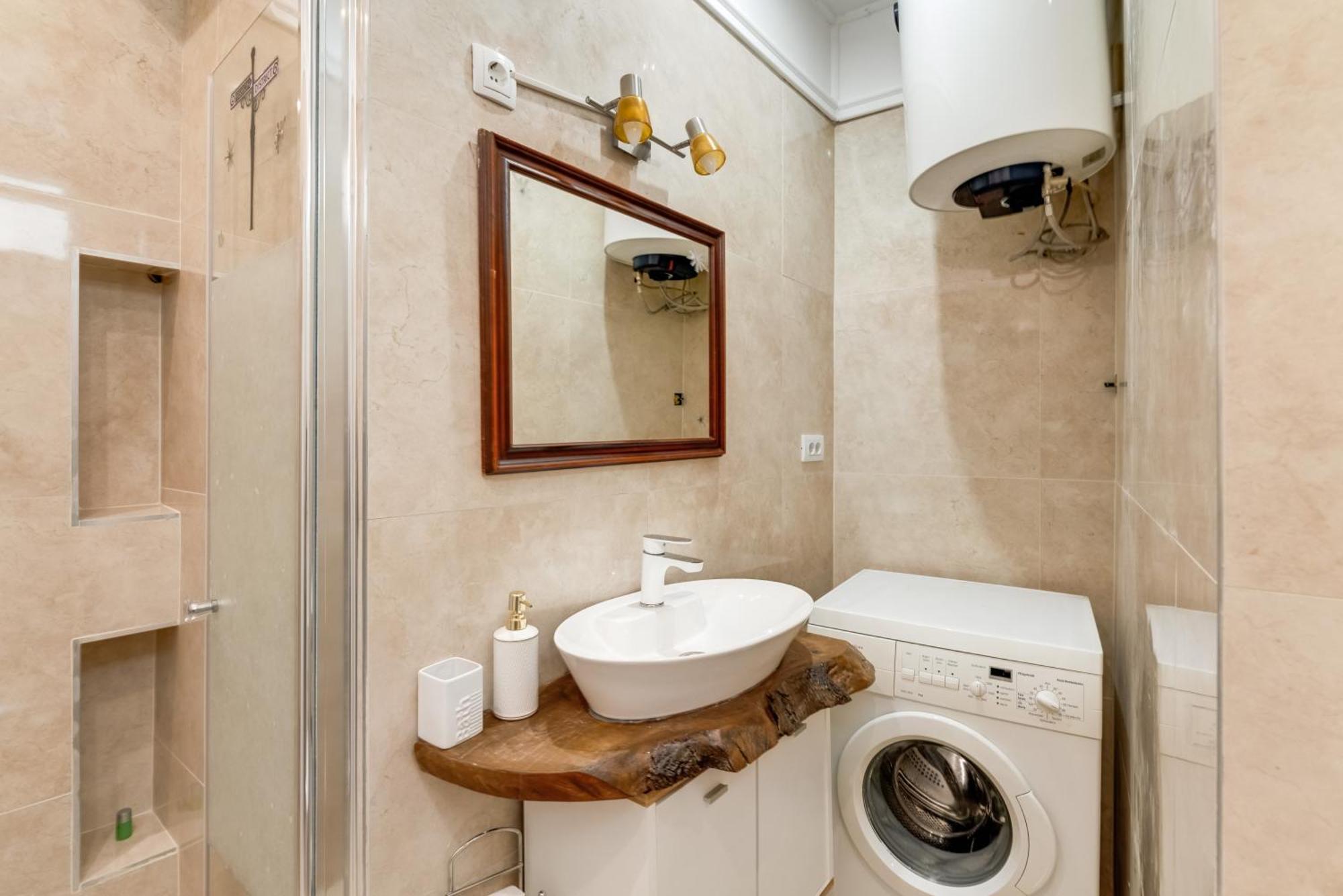 B&B Apartments Coli Apartments Ema & Antigona Self Check On The Ground Floor Bakar Ngoại thất bức ảnh